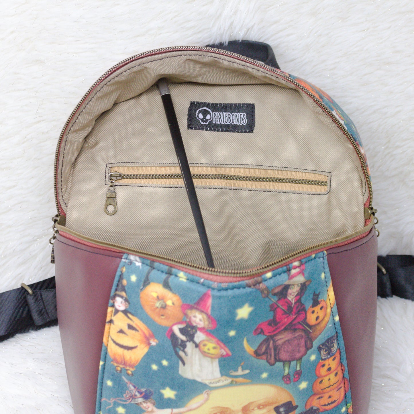 Vintage Hallow's Eve Loly Backpack