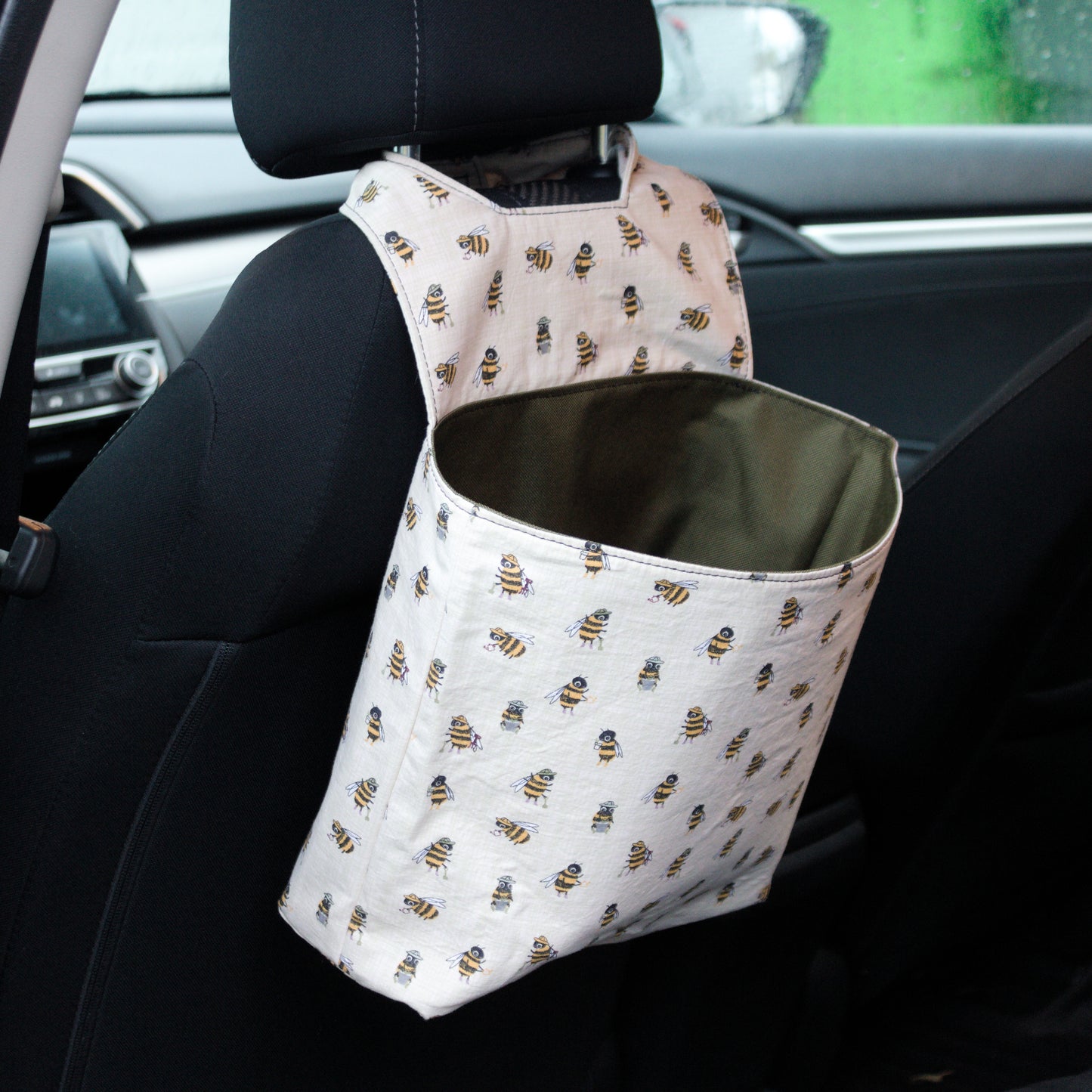 Gardener Bees Car Trash Can