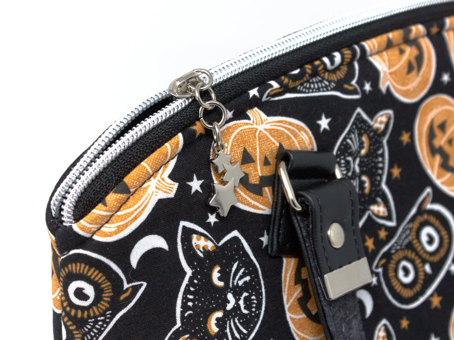 Dark Retro Halloween Lola Handbag