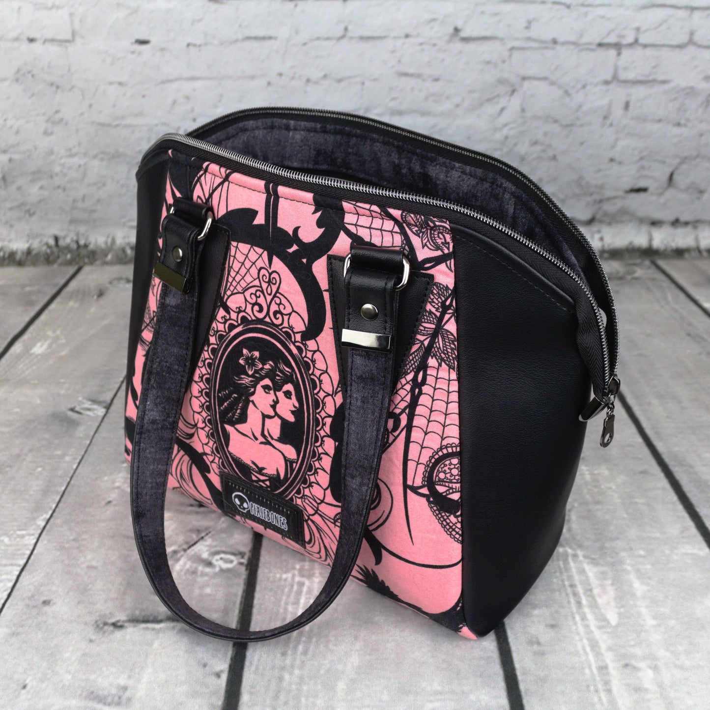 Lady Friends Annette Handbag
