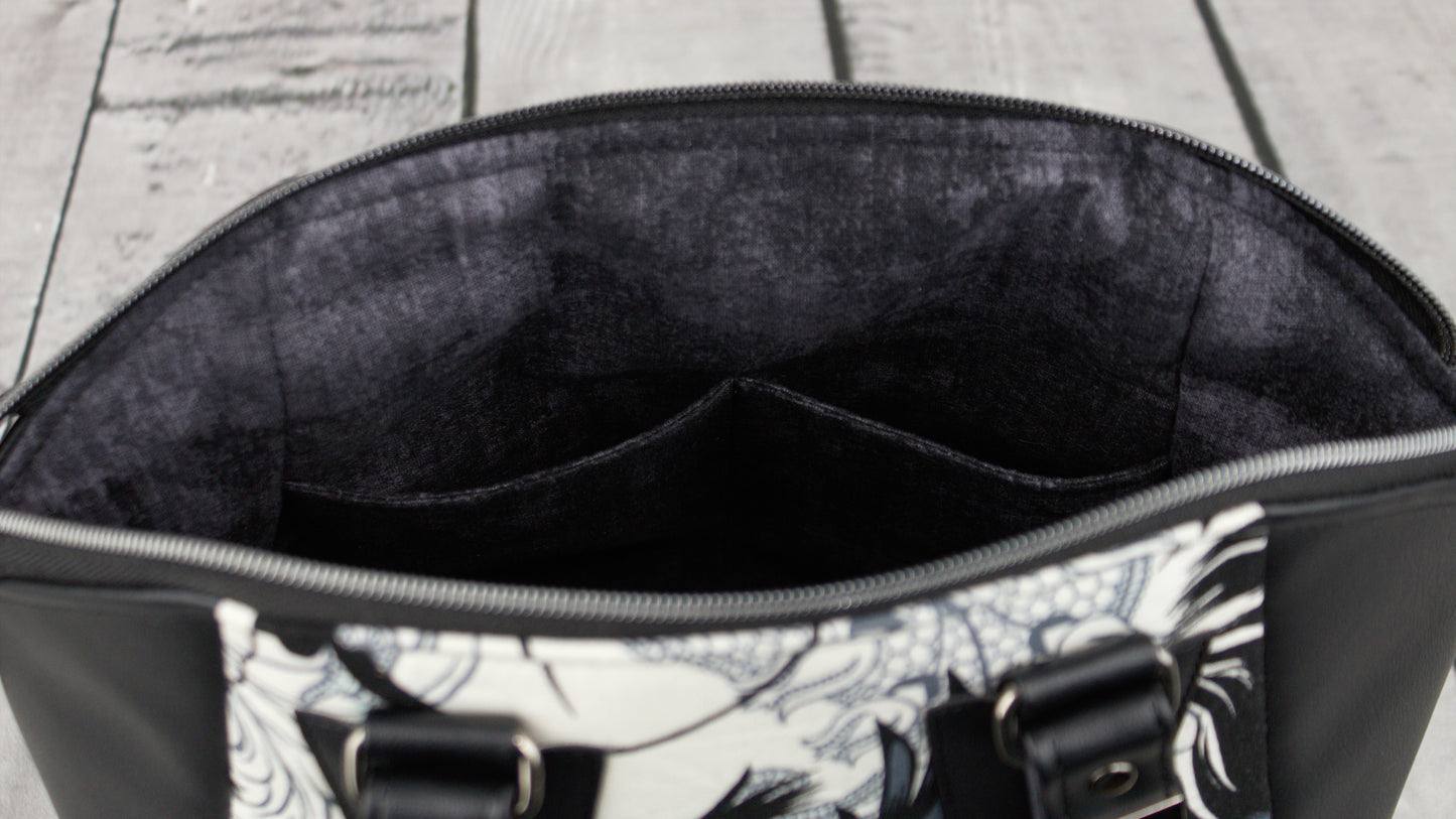 Light Black Widow Annette Handbag