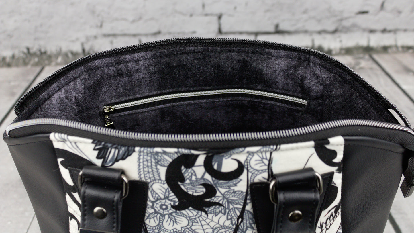 Light Black Widow Annette Handbag