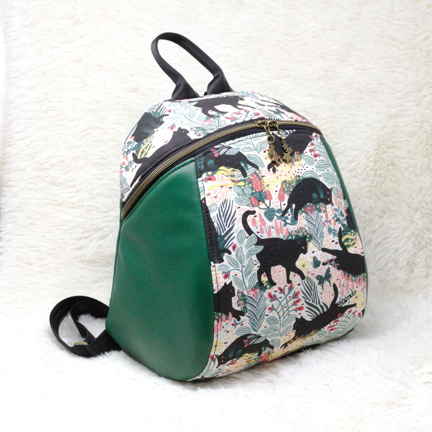 Feline Gardens Loly Backpack