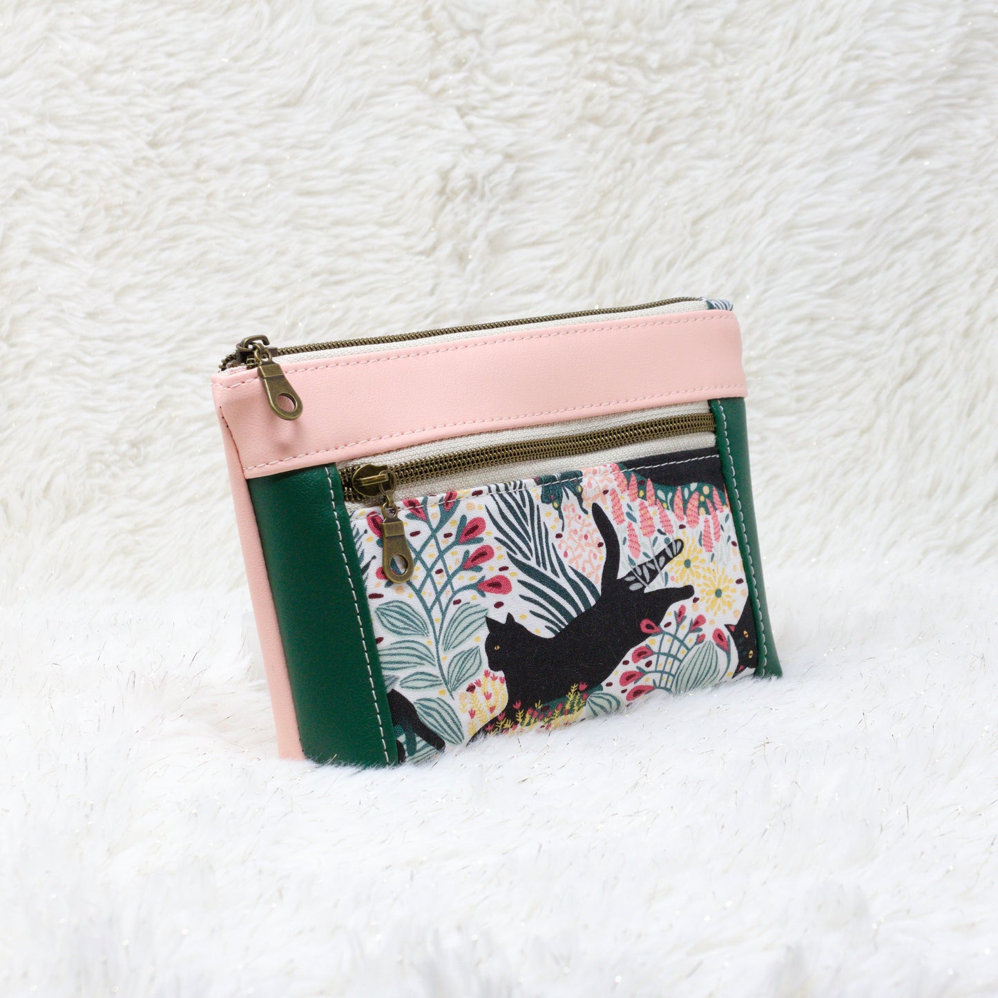 Garden Voids Devon Pouch