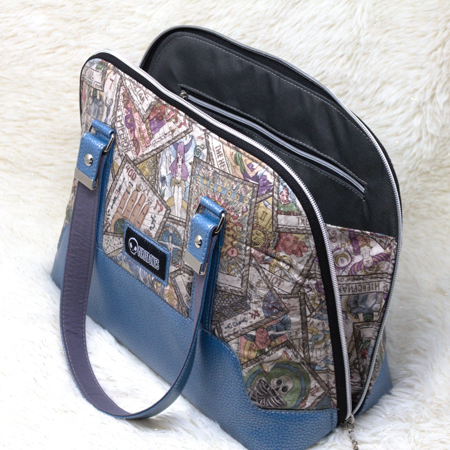 Divination Boronia Bowler
