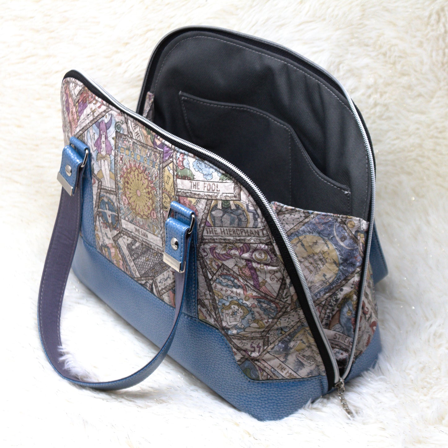 Divination Boronia Bowler