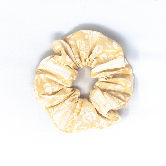 Creme Coffin Scrunchie