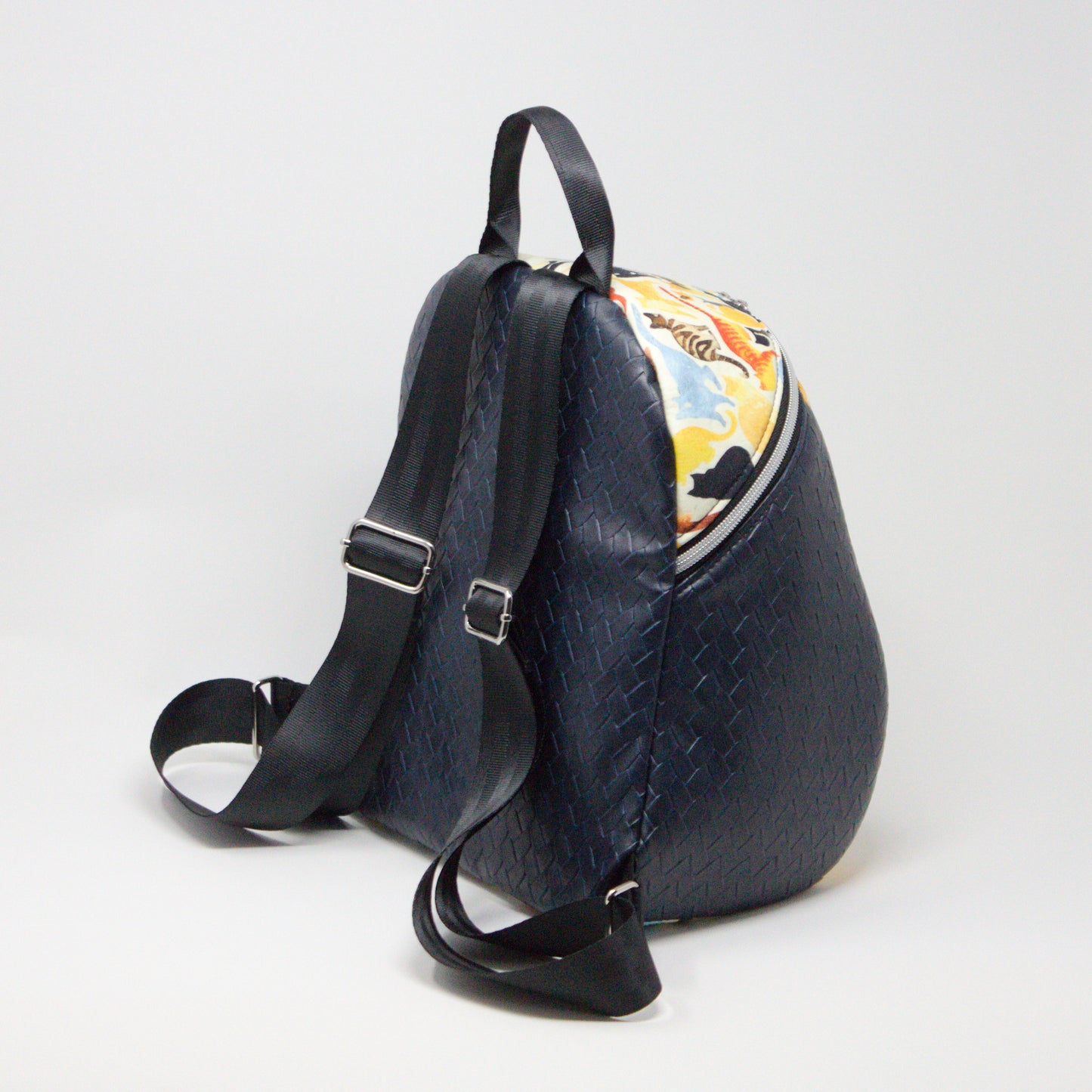 Feline Silhouette Loly Backpack